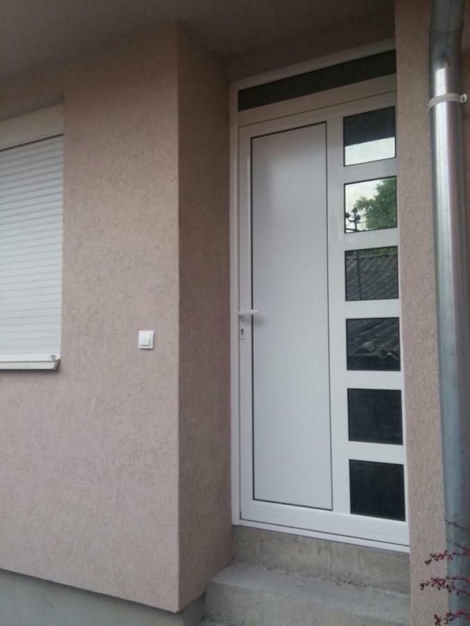 Ariana Apartman Kragujevac Exterior photo
